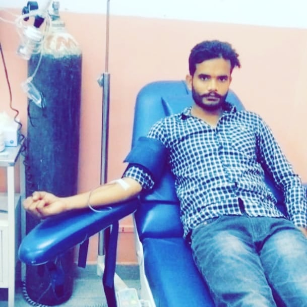 Volunteer donor at medical center